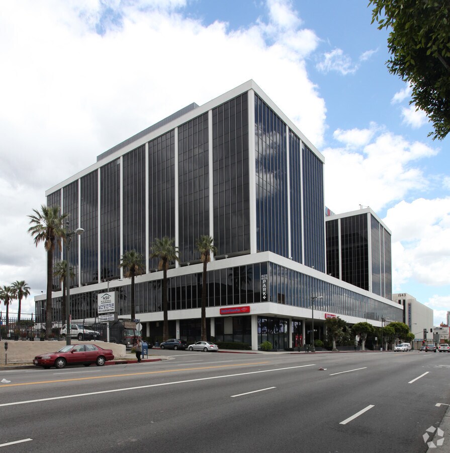 1625 W Olympic Blvd