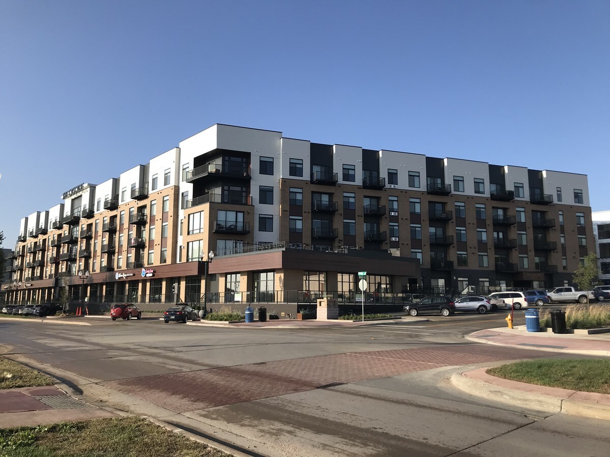 701 N Phillips Ave Sioux Falls Sd 57104 Loopnet Com