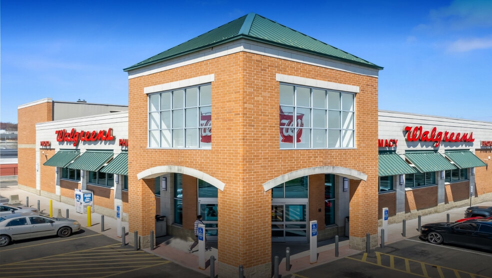 1036 W Main St, Branford, CT for sale - Building Photo - Image 1 of 2