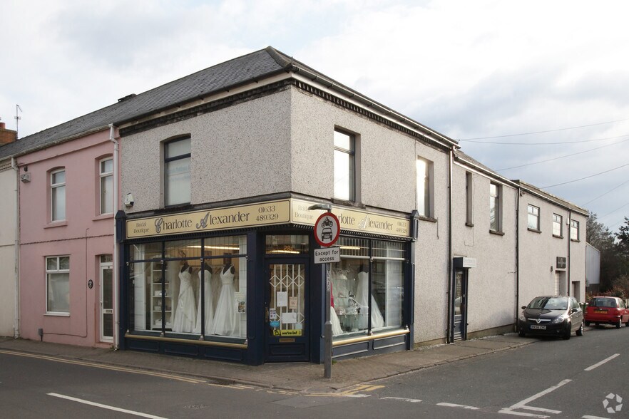 28 Victoria St, Cwmbran, NP44 3JN
