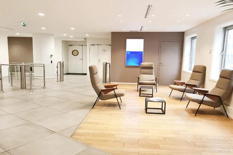 4 Place Des Vosges, Courbevoie for lease - Lobby - Image 3 of 14