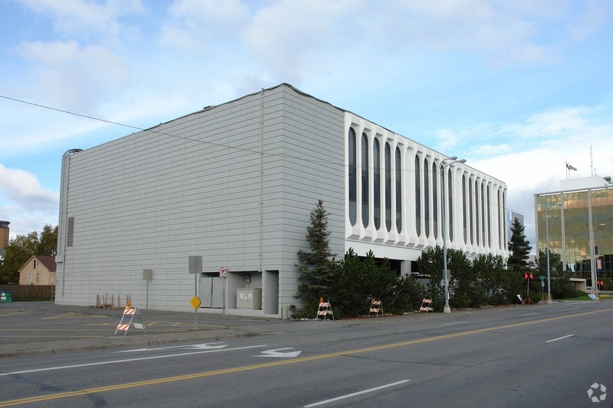 840 K St, Anchorage, AK for lease - Building Photo - Image 2 of 11