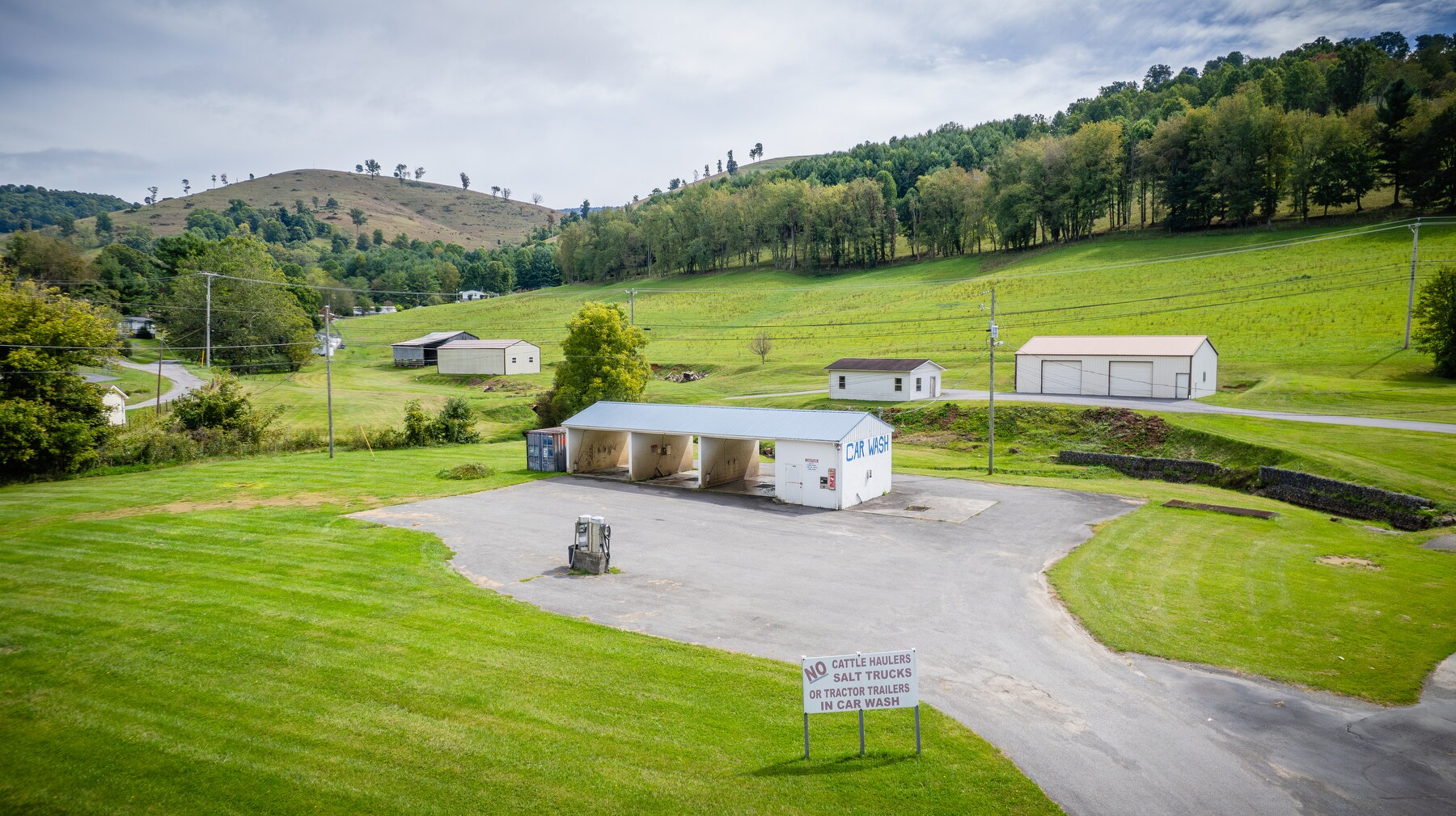 17790 US19, Rosedale, VA 24280 SelfService Car Wash and Extra Land