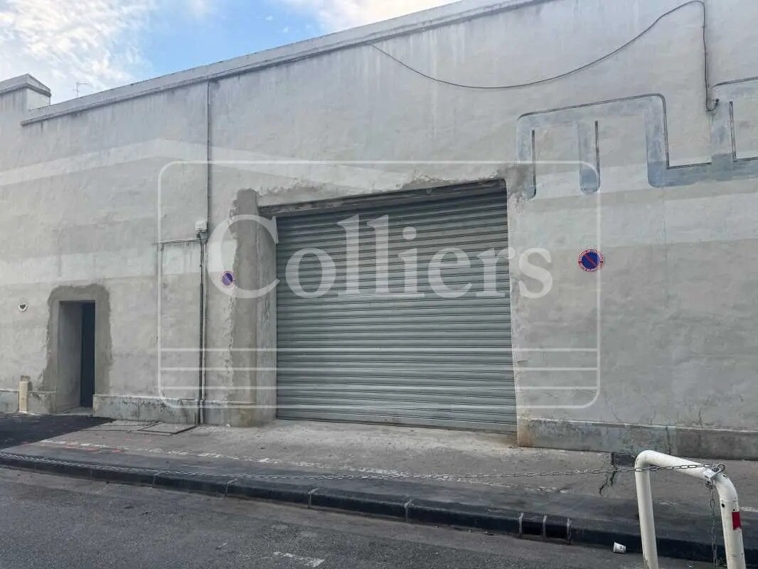 Flex in Marseille for lease Building Photo- Image 1 of 2