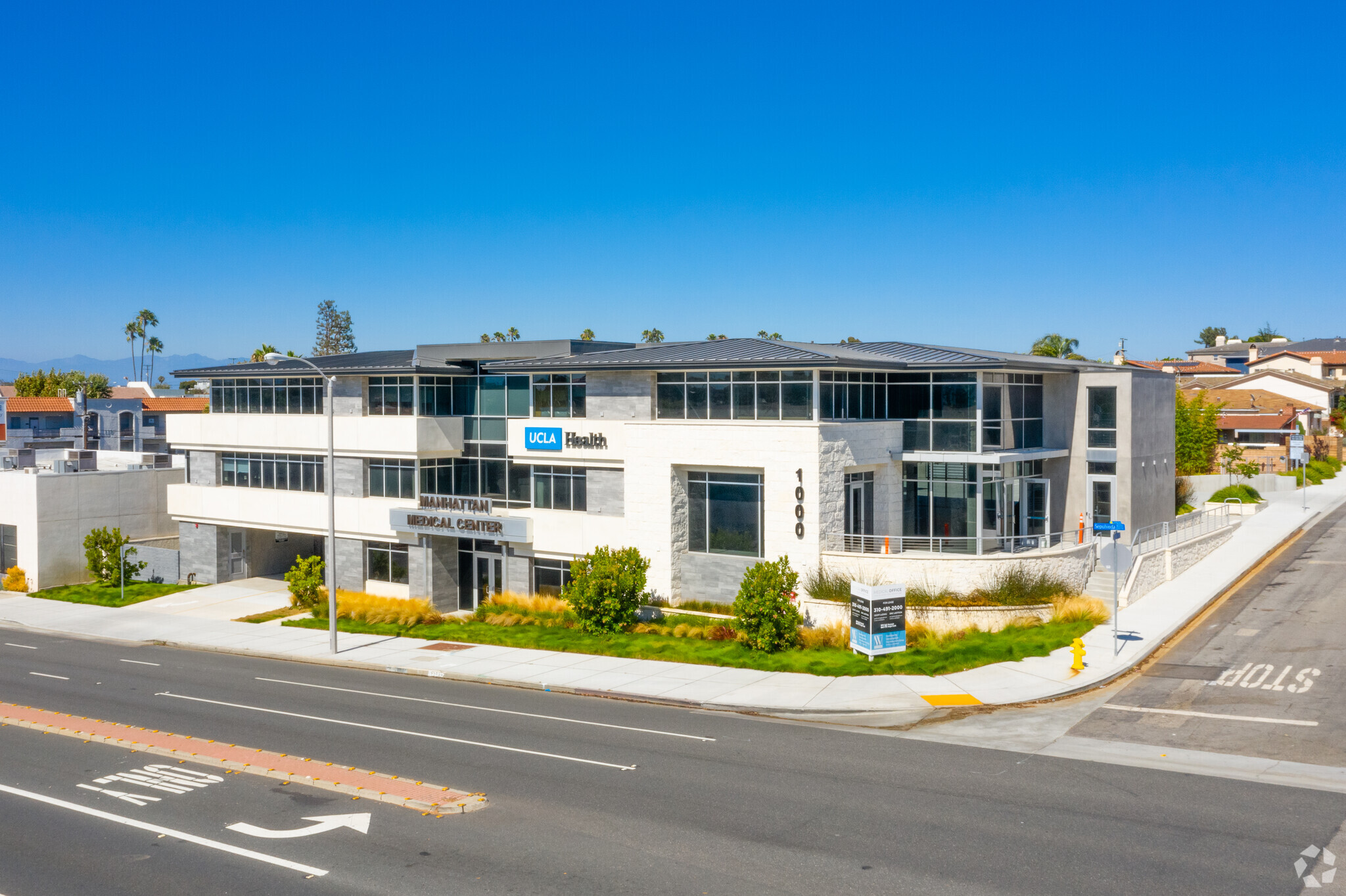 1000-1108 N Sepulveda Blvd, Manhattan Beach, CA for lease Building Photo- Image 1 of 7