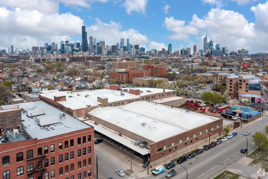 2155 S Carpenter St, Chicago, IL for lease - Building Photo - Image 2 of 10