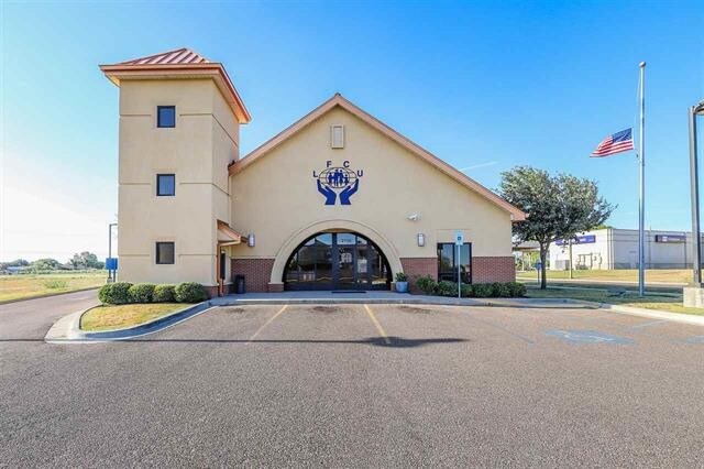 2110 Lowry Rd, Laredo, TX for sale Primary Photo- Image 1 of 1