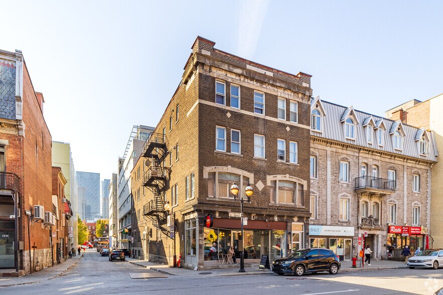 1228-1232 Rue Saint-Denis, Montréal, QC for lease - Primary Photo - Image 1 of 3