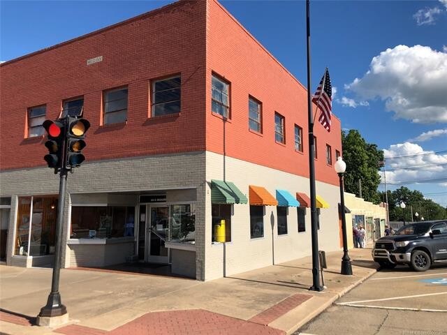 101 E Broadway St, Cushing, OK for sale Building Photo- Image 1 of 1