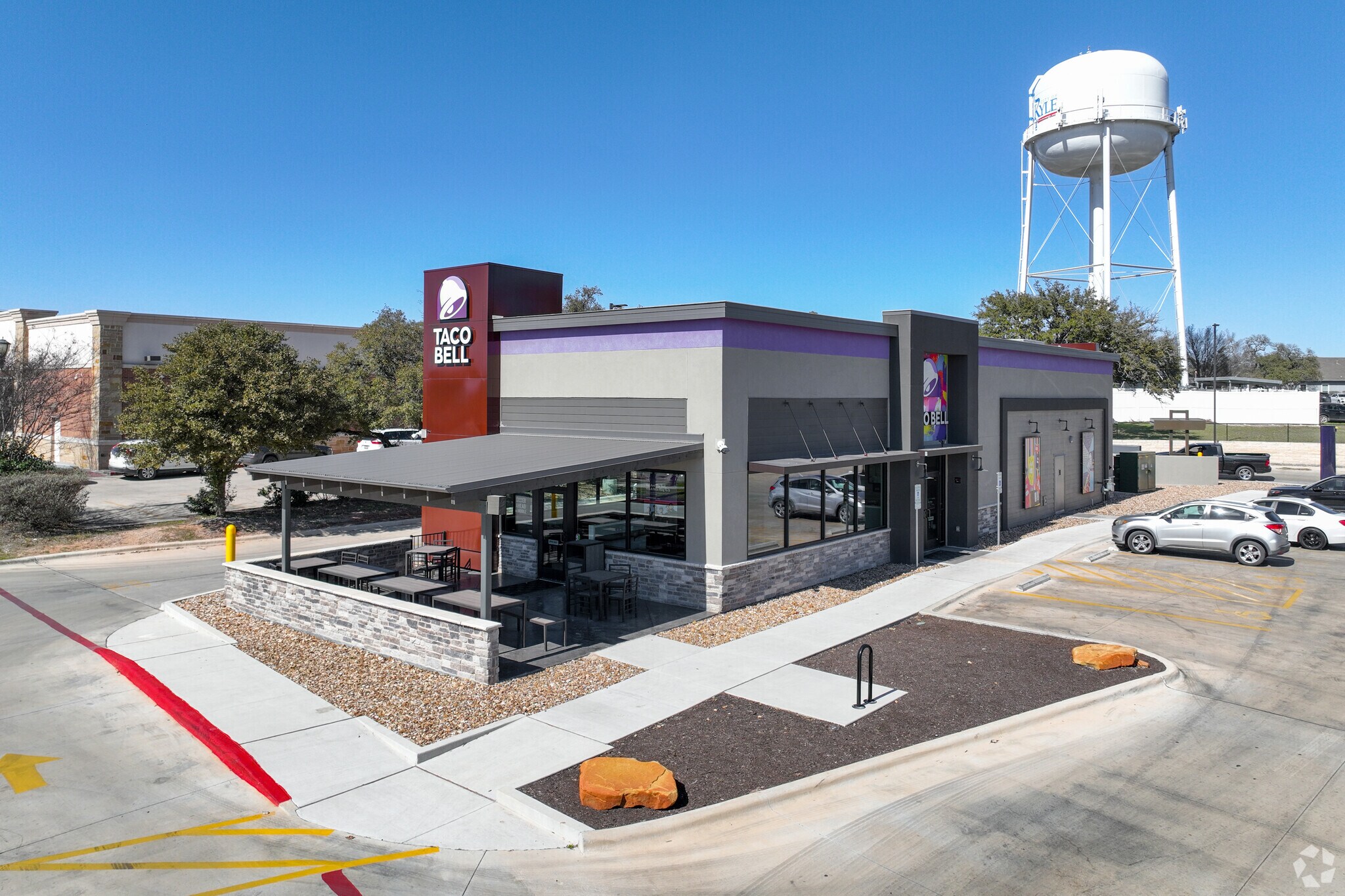 1750 Veterans dr, Kyle, TX for sale Primary Photo- Image 1 of 1