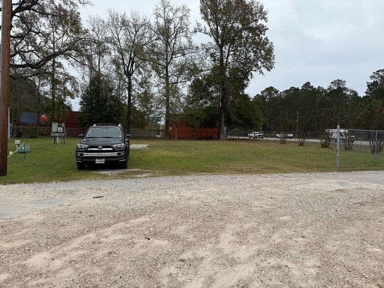 11368 FM 2854 Rd, Conroe, TX for sale - Building Photo - Image 2 of 3