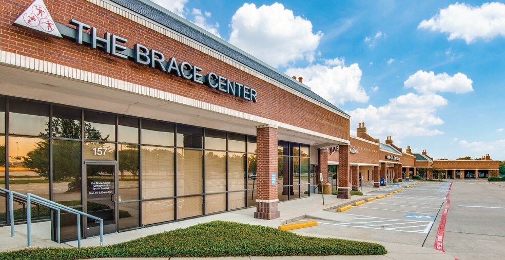 1600 Central Dr, Bedford, TX, 76022 Office/Medical Space For Lease