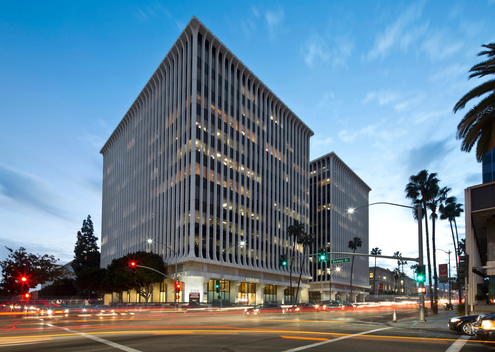 9100 Wilshire Blvd, Beverly Hills, CA for lease Building Photo- Image 1 of 15