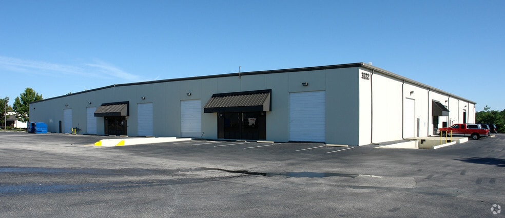 3222 Wellington Ct, Raleigh, NC for lease - Building Photo - Image 3 of 10