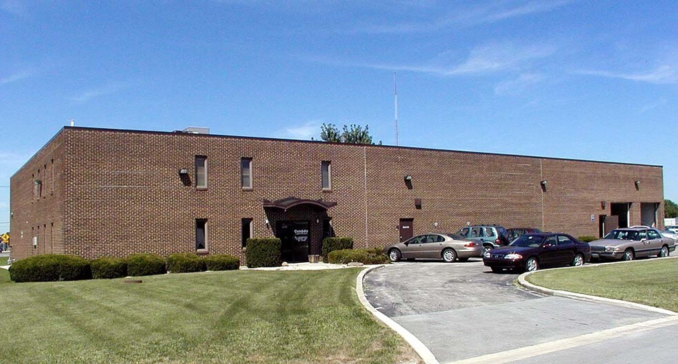 435 W 194th St, Glenwood, IL for lease - Primary Photo - Image 1 of 31