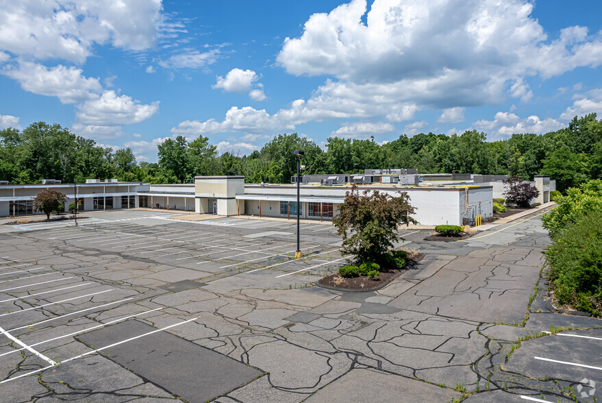 10 Prospect Hill Ter, East Windsor, CT for sale - Primary Photo - Image 1 of 1