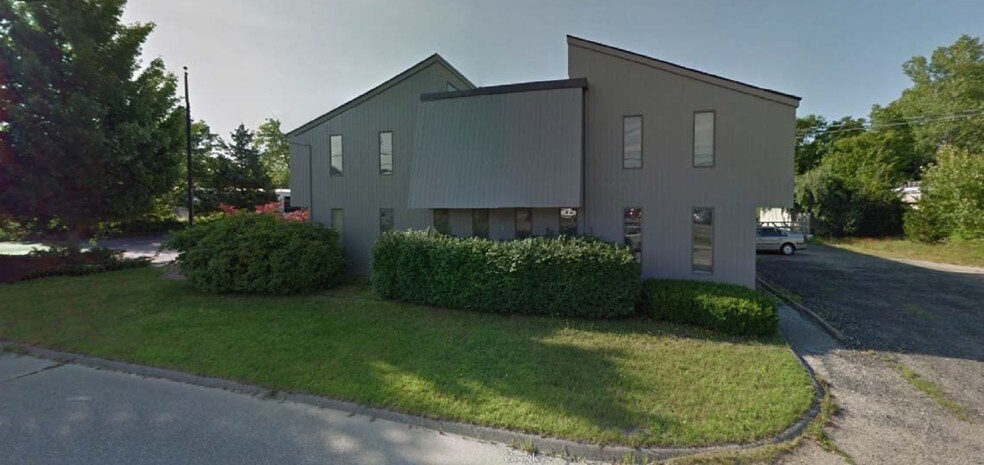 1 Cards Mill Rd, Columbia, CT for sale - Building Photo - Image 1 of 1