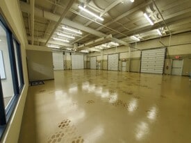 Oak Hill Business Center - Automotive Property