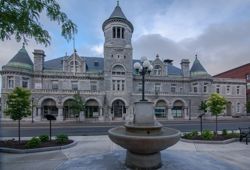 295 Water St, Augusta, ME for sale - Building Photo - Image 1 of 1