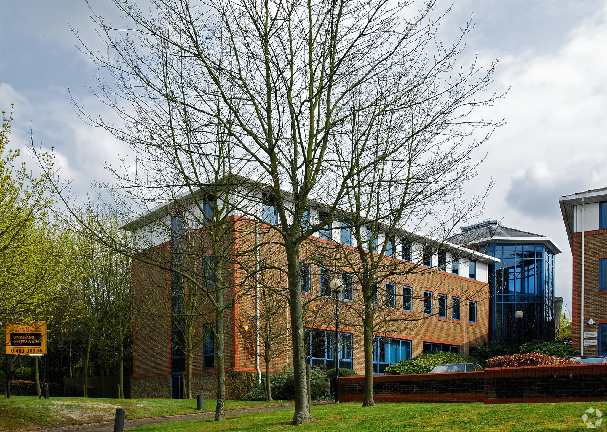 Upper Edgeborough Rd, Guildford for sale Primary Photo- Image 1 of 1