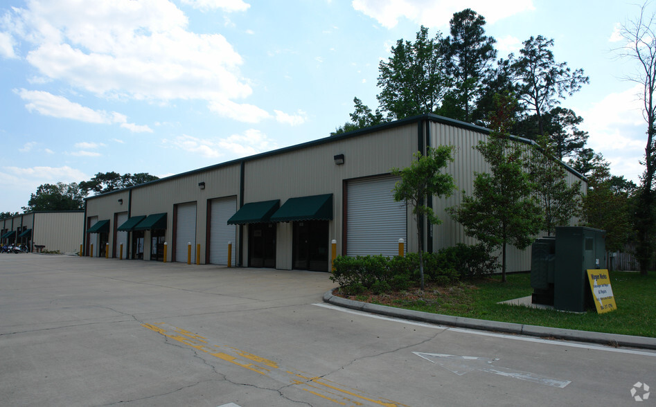 10142 103rd St, Jacksonville, FL for lease - Building Photo - Image 3 of 5