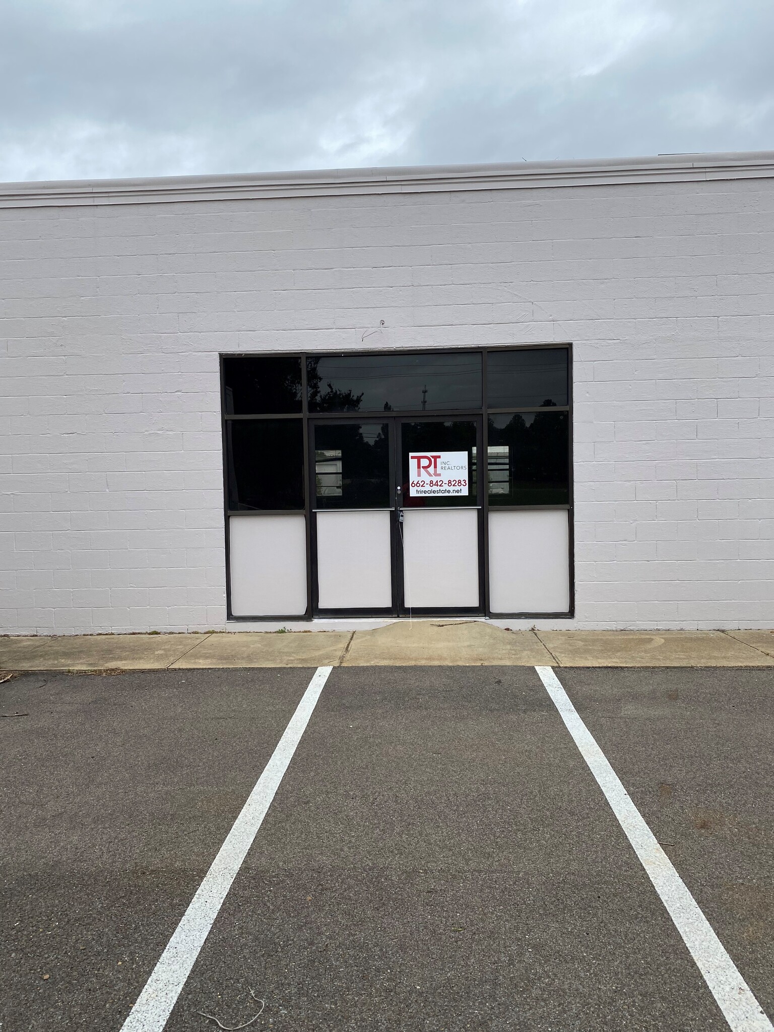 1167 S Green St, Tupelo, MS for lease Building Photo- Image 1 of 5