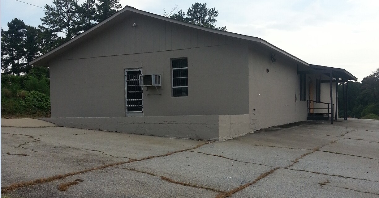 1566 Rockbridge Rd, Conyers, GA for sale Primary Photo- Image 1 of 1