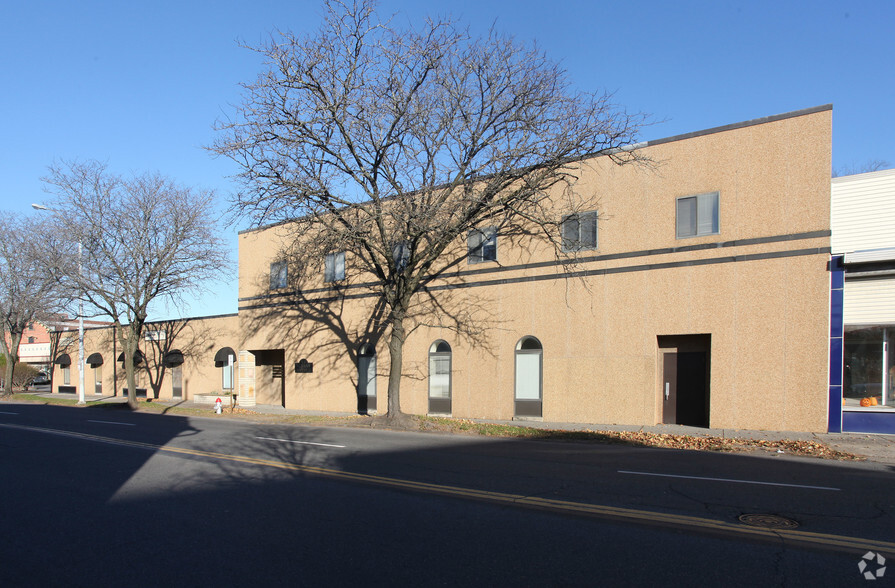 51-65 Albany Ave, Kingston, NY for lease - Building Photo - Image 3 of 4