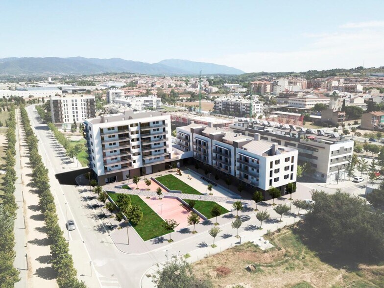 Multifamily in Granollers, Barcelona for sale - Building Photo - Image 2 of 3
