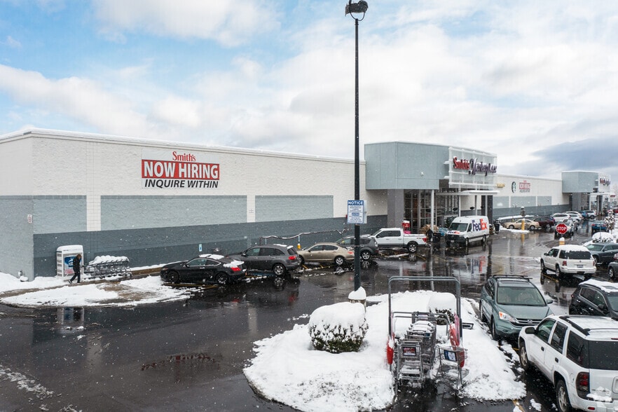 555 S 200 W, Bountiful, UT for lease - Building Photo - Image 2 of 3