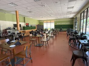 Hawkeye Ave, Turlock, CA for lease Interior Photo- Image 2 of 8