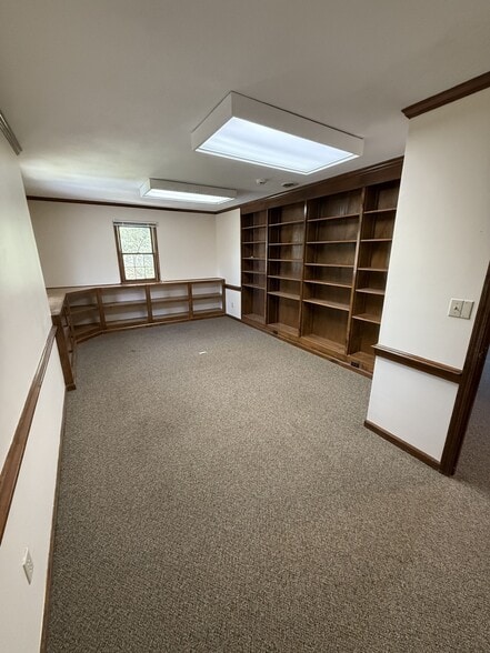 4500 Pewter Ln, Manlius, NY for lease - Interior Photo - Image 3 of 7