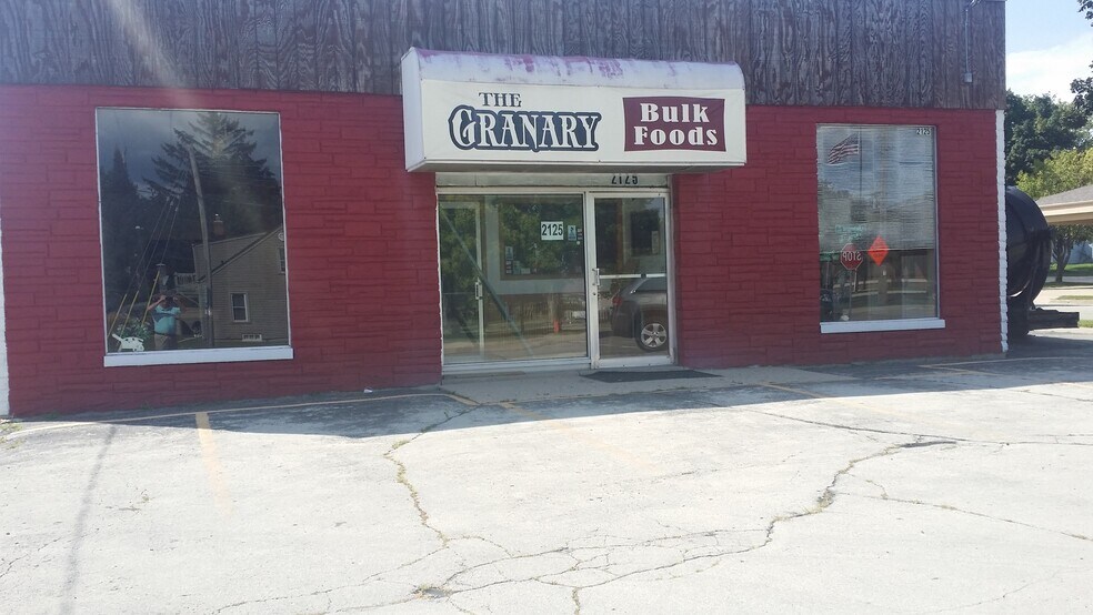 2125 N Richmond St, Appleton, WI for sale - Primary Photo - Image 1 of 1