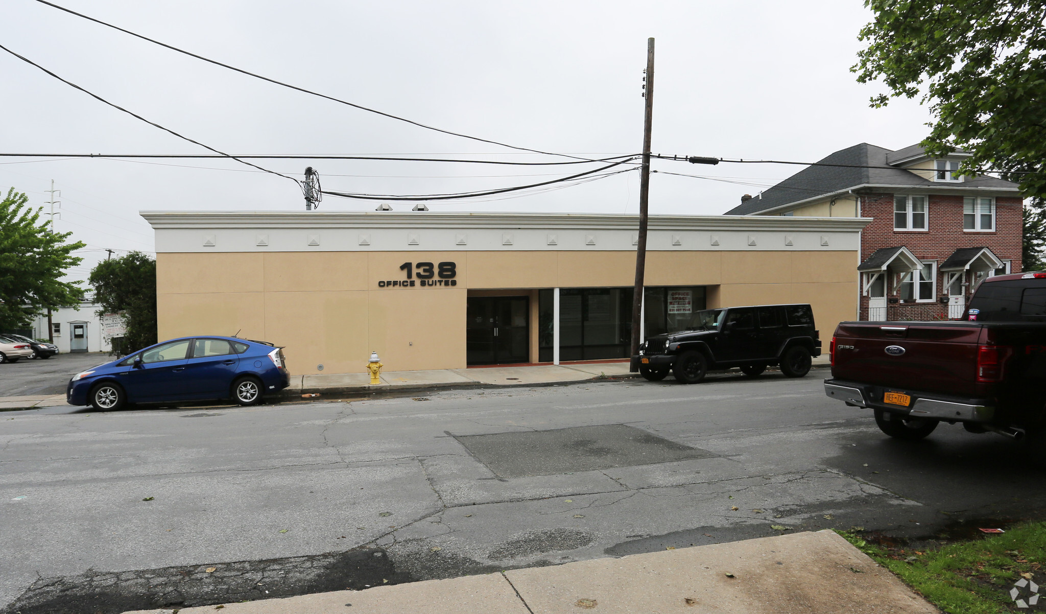 138 S 1st St, Lindenhurst, NY for lease Primary Photo- Image 1 of 18