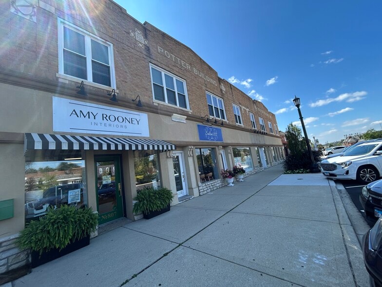 819 Burlington Ave, Western Springs, IL for lease - Primary Photo - Image 1 of 10