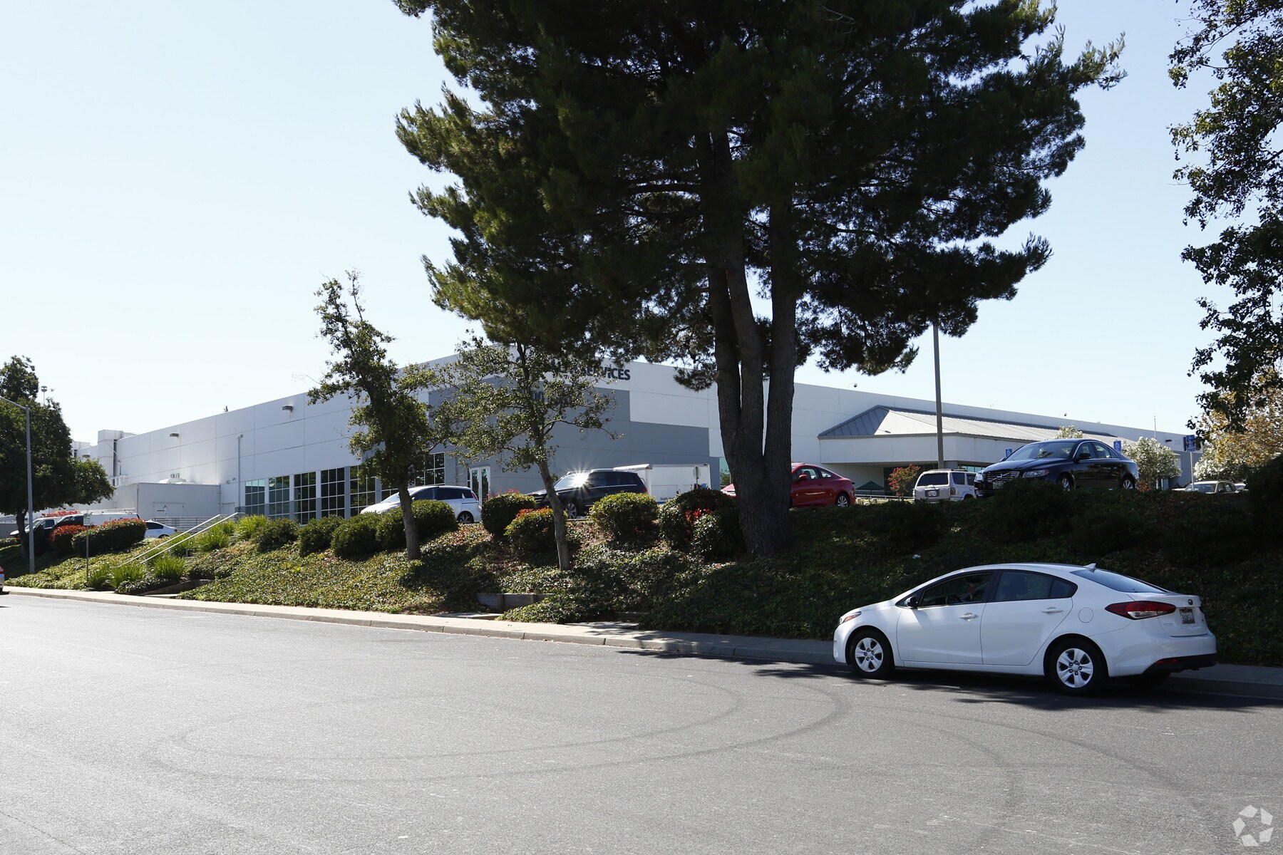 2500 Bates Ave, Concord, CA for sale Primary Photo- Image 1 of 1