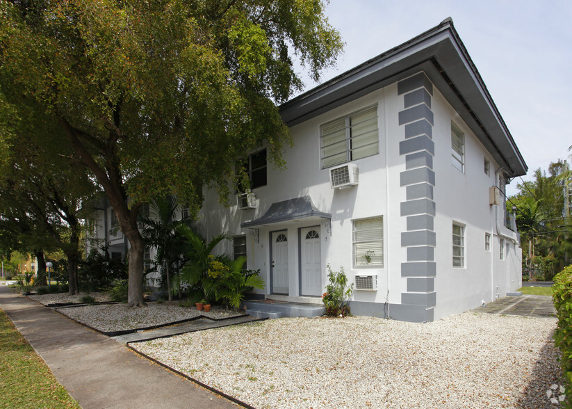 251 Madeira Ave, Coral Gables, FL for sale - Primary Photo - Image 1 of 1