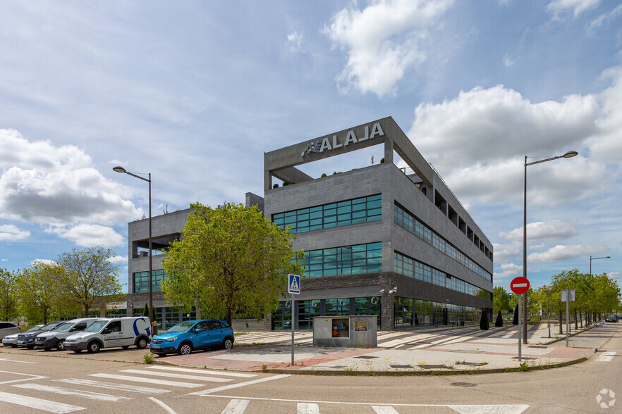 Avenida Leonardo Da Vinci, 8, Getafe, Madrid for lease - Primary Photo - Image 1 of 4