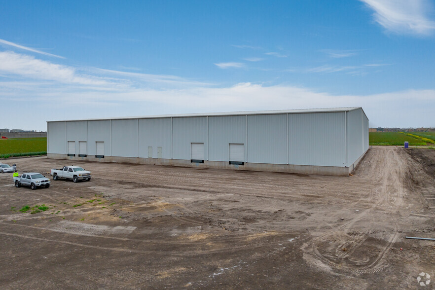 6997 NPID & Bates Rd, Corpus Christi, TX for lease - Building Photo - Image 2 of 4