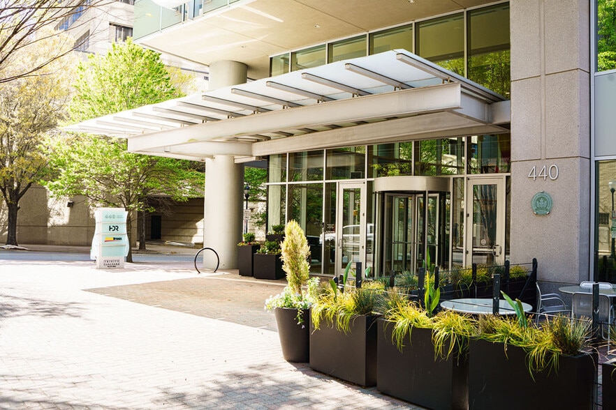 440 S Church St, Charlotte, NC for lease - Building Photo - Image 3 of 6