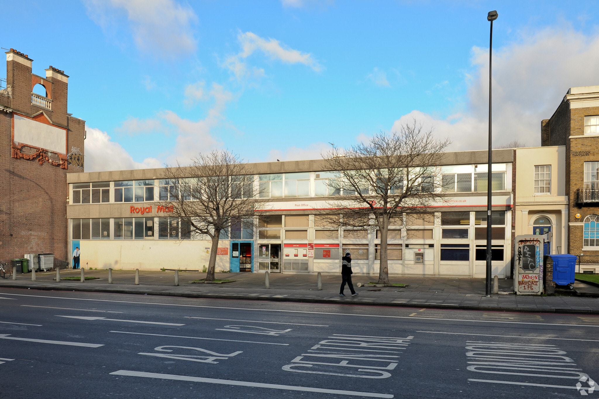 199-205 New Cross Rd, London for sale Primary Photo- Image 1 of 1