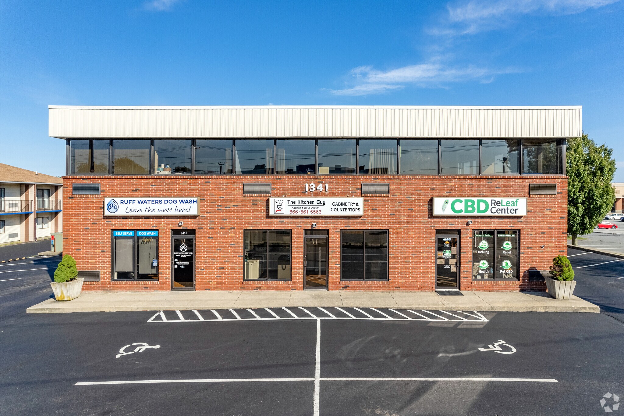 1341 W Main Rd, Middletown, RI for lease Building Photo- Image 1 of 6