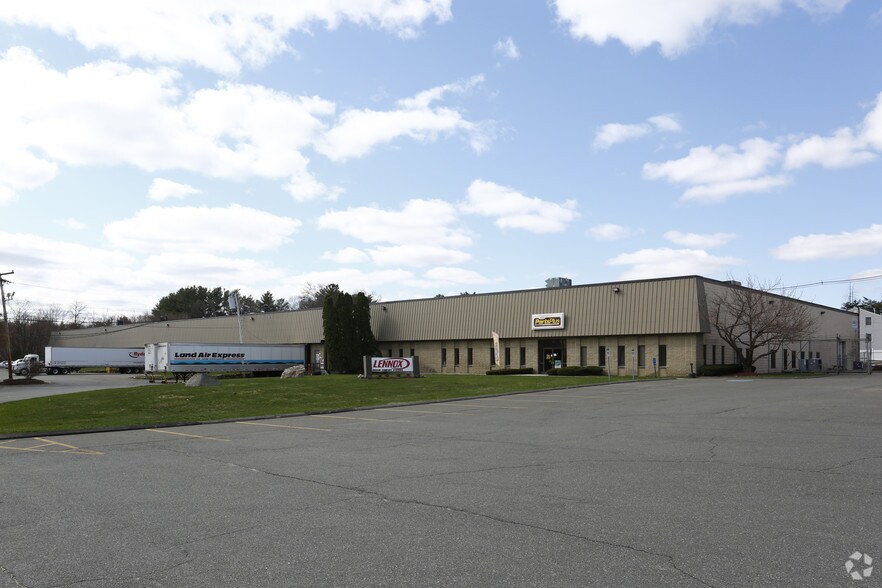 7 Lopez Rd, Wilmington, MA for sale - Primary Photo - Image 1 of 1