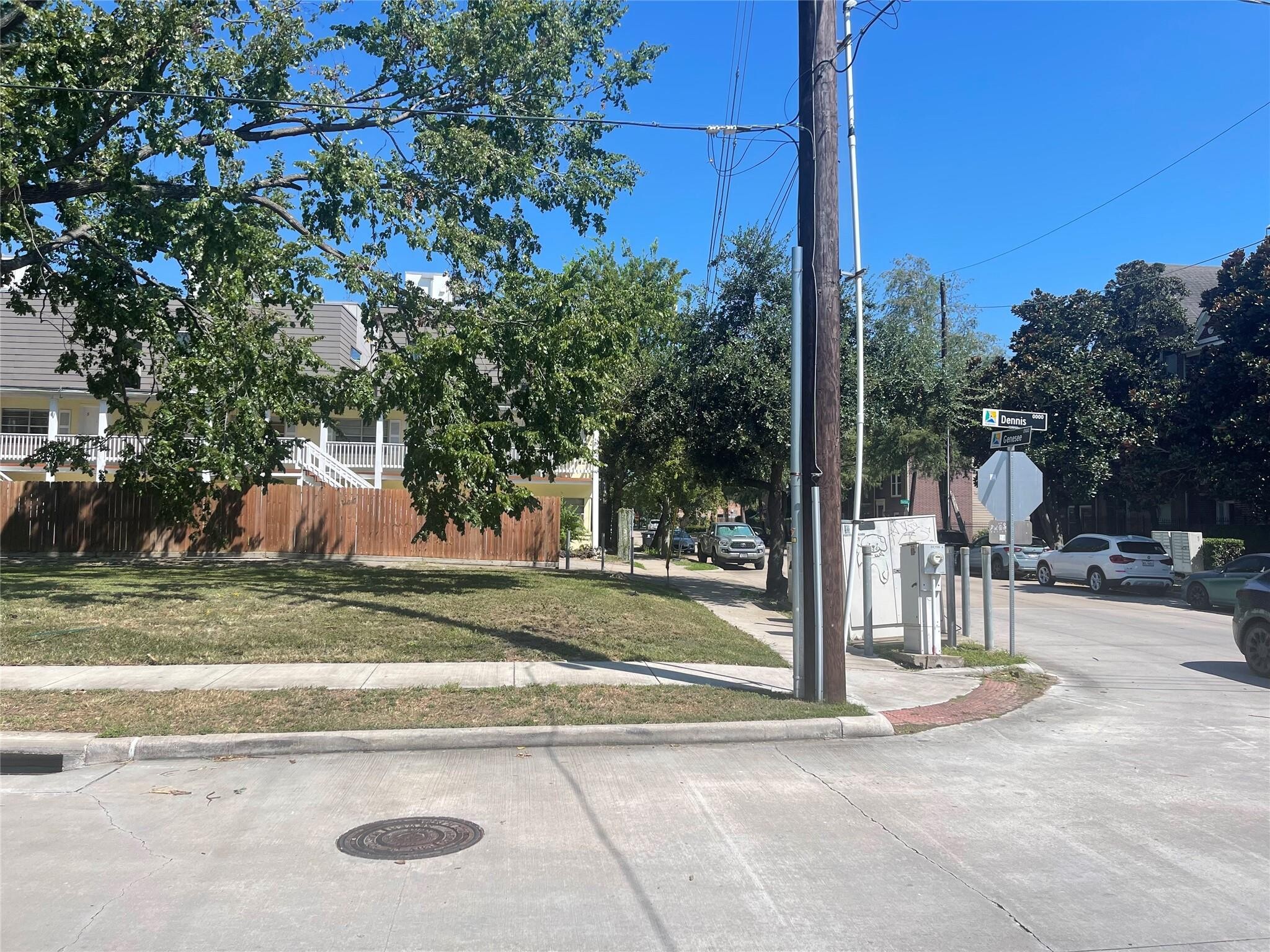 2002 Genesee St, Houston, TX for sale Primary Photo- Image 1 of 12