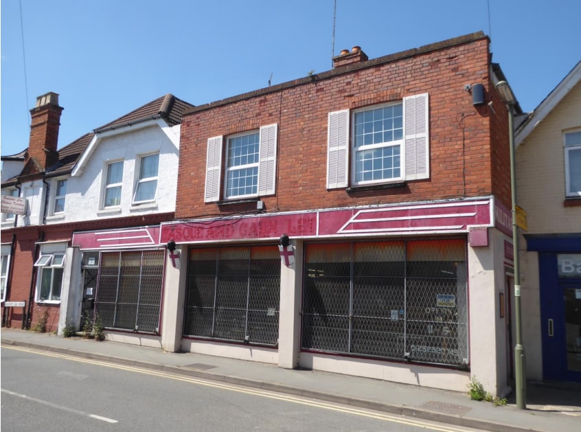 57-59 Badshot Lea Rd, Badshot Lea for sale Primary Photo- Image 1 of 1