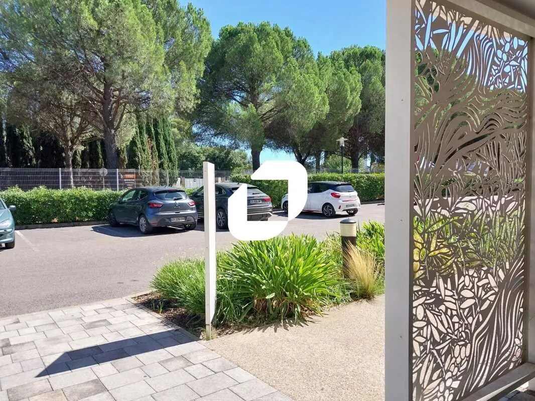 Office in Baillargues for lease Lobby- Image 1 of 3