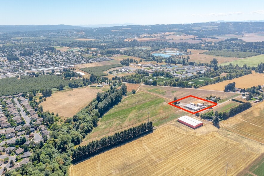 6494 Windsor Island Rd N, Keizer, OR for sale - Building Photo - Image 2 of 29