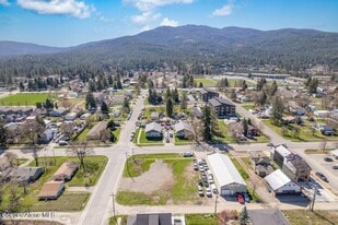 517 E 3rd Ave Post Falls, Idaho - Land