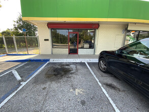 225 Oxford Rd, Fern Park, FL for lease Building Photo- Image 2 of 11