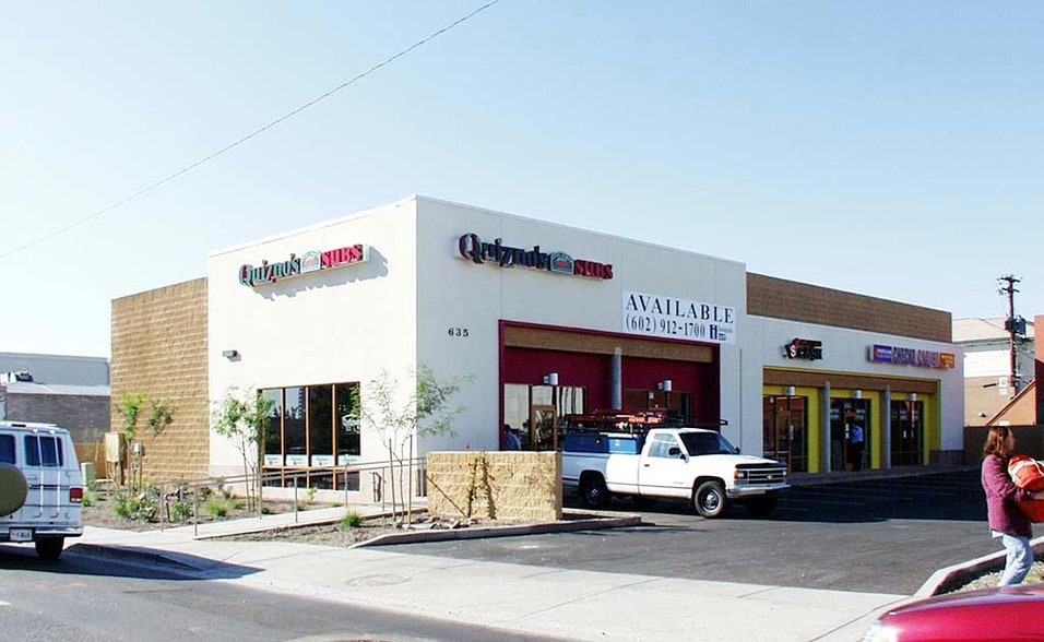635 E Indian School Rd, Phoenix, AZ for lease - Building Photo - Image 2 of 11